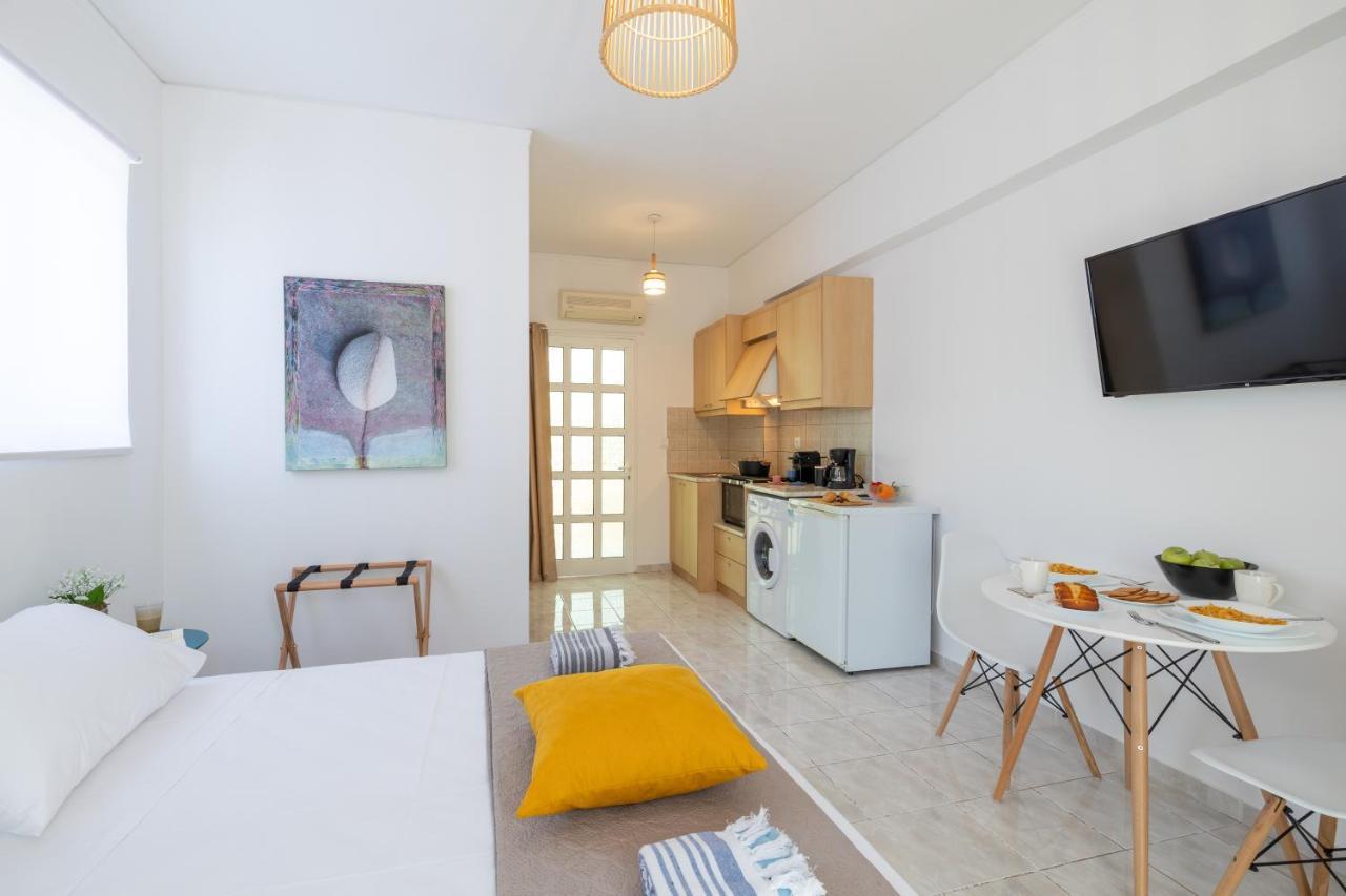 White House Studios & Apartments Argostoli  Exterior photo