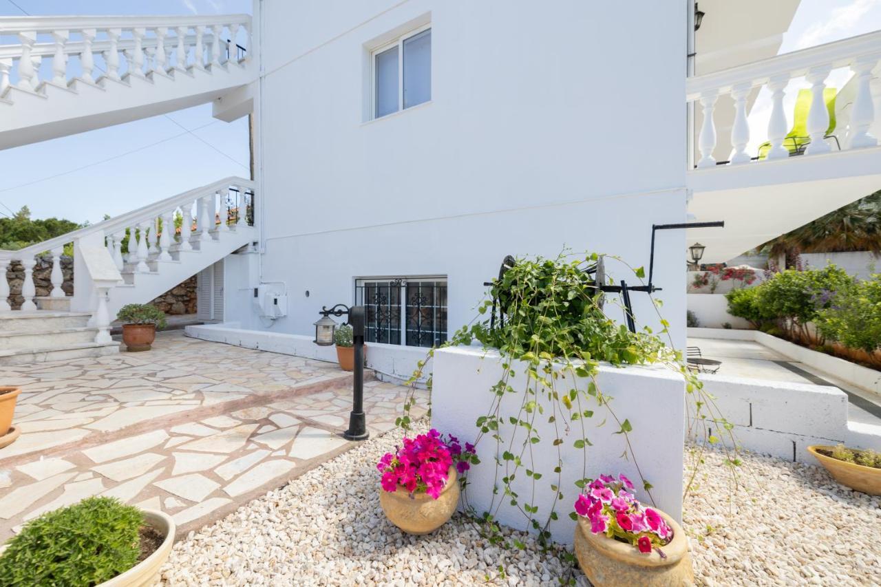 White House Studios & Apartments Argostoli  Exterior photo
