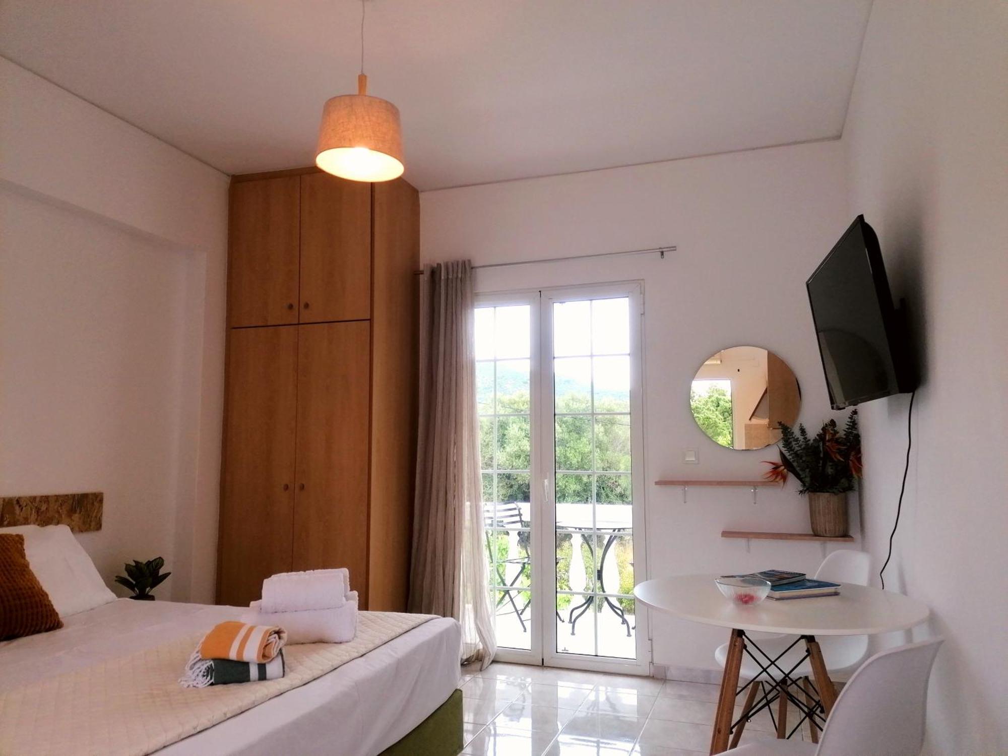 White House Studios & Apartments Argostoli  Exterior photo