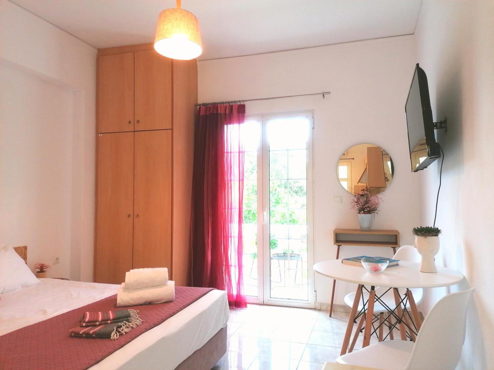 White House Studios & Apartments Argostoli  Exterior photo