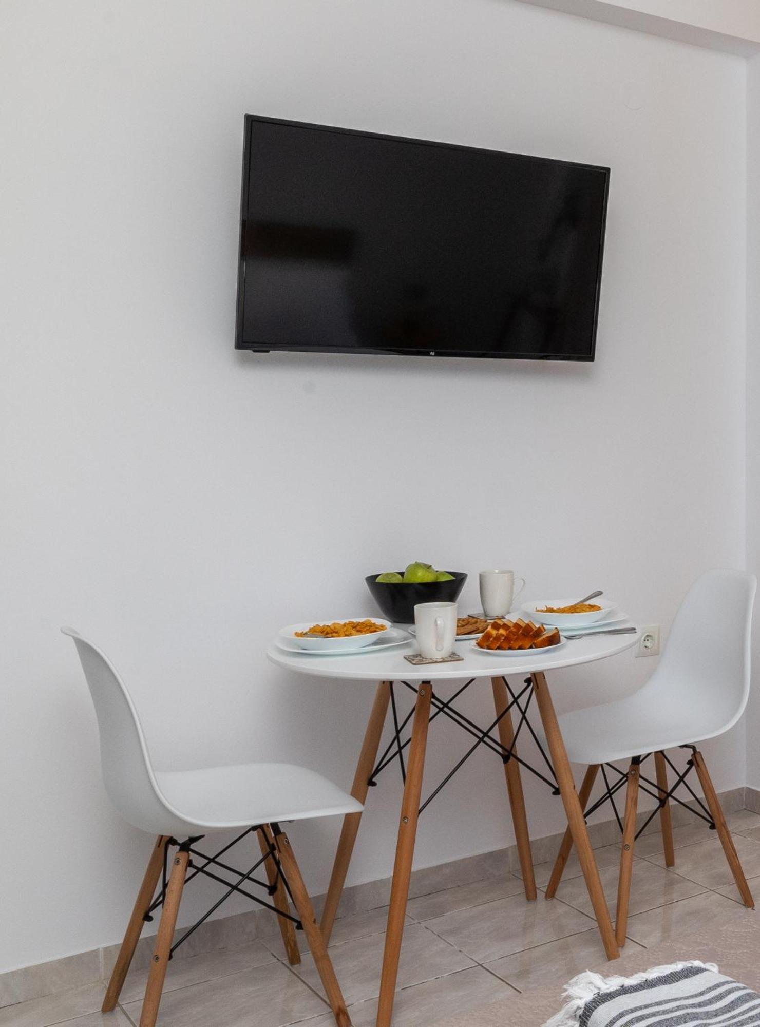 White House Studios & Apartments Argostoli  Exterior photo